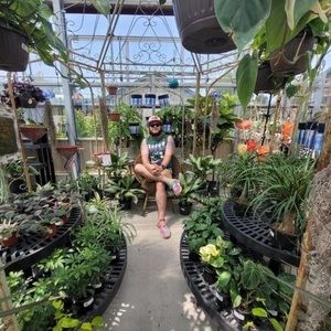 Meet your Posher, Logan